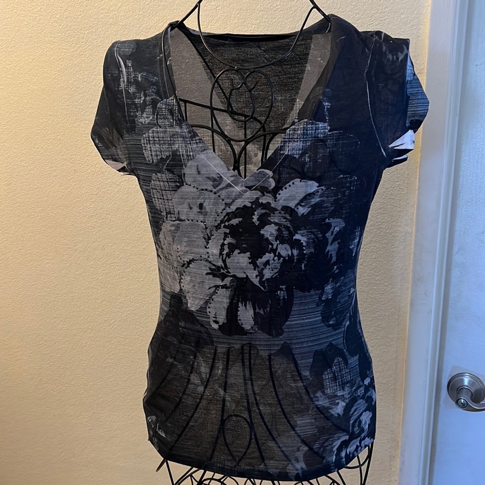 Express Black Floral Short Sleeve Tee